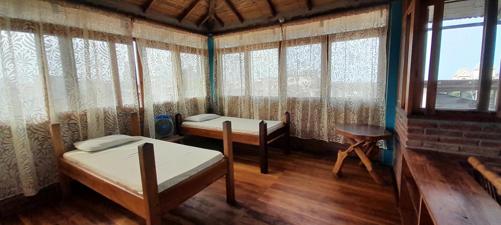 Hotel Boutique Hurvinek Montañita Esterno foto